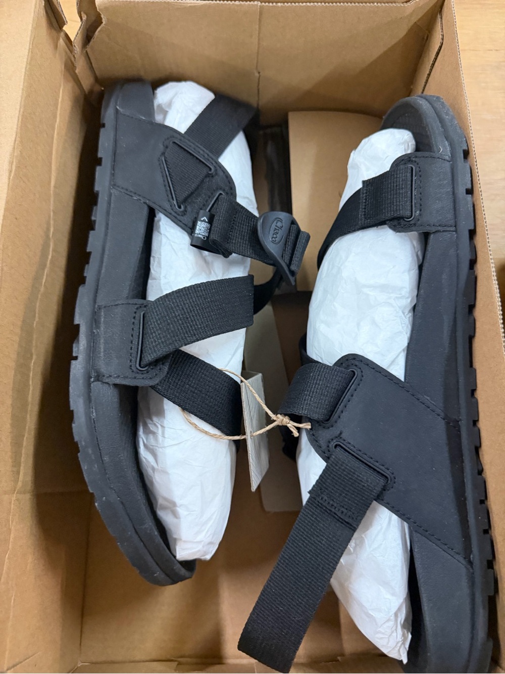 Chaos’s Men Sandals - Picture 3 of 9